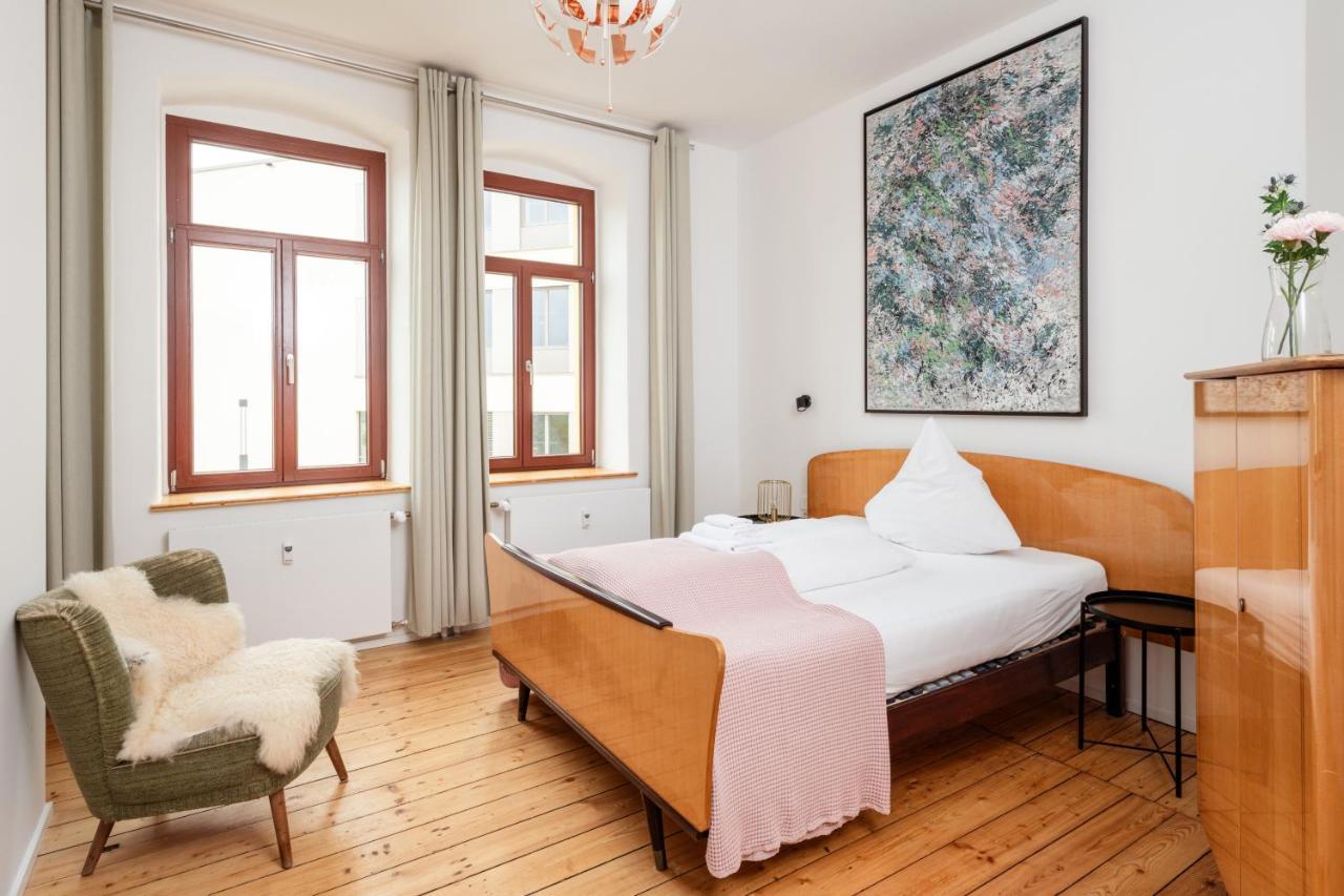 Kuenstlerzimmer Im Kulturhaus Haeselburg Гера Экстерьер фото