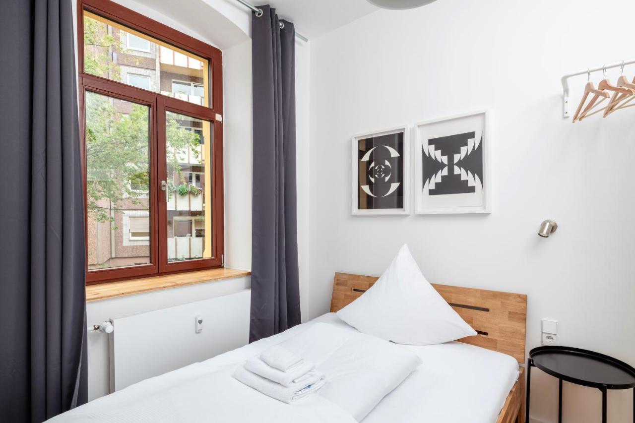 Kuenstlerzimmer Im Kulturhaus Haeselburg Гера Экстерьер фото