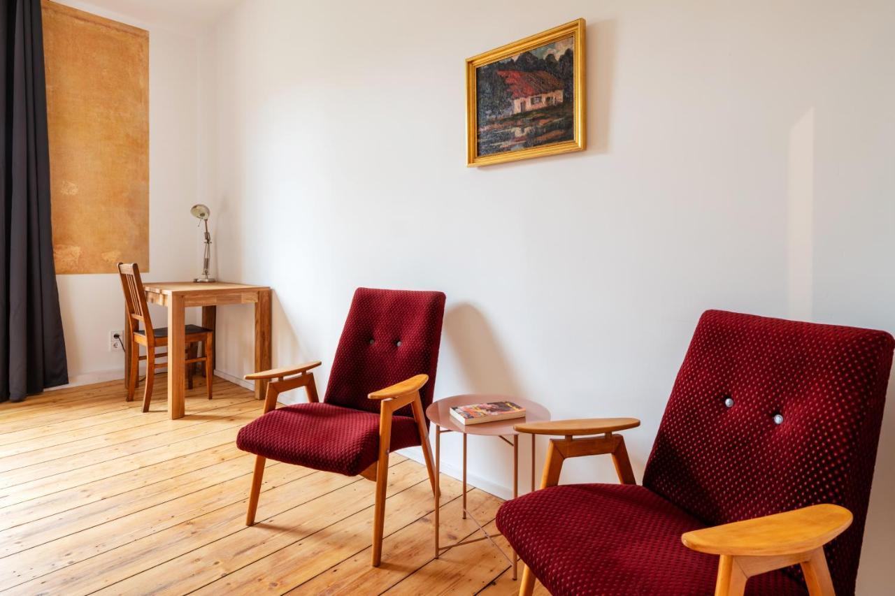 Kuenstlerzimmer Im Kulturhaus Haeselburg Гера Экстерьер фото