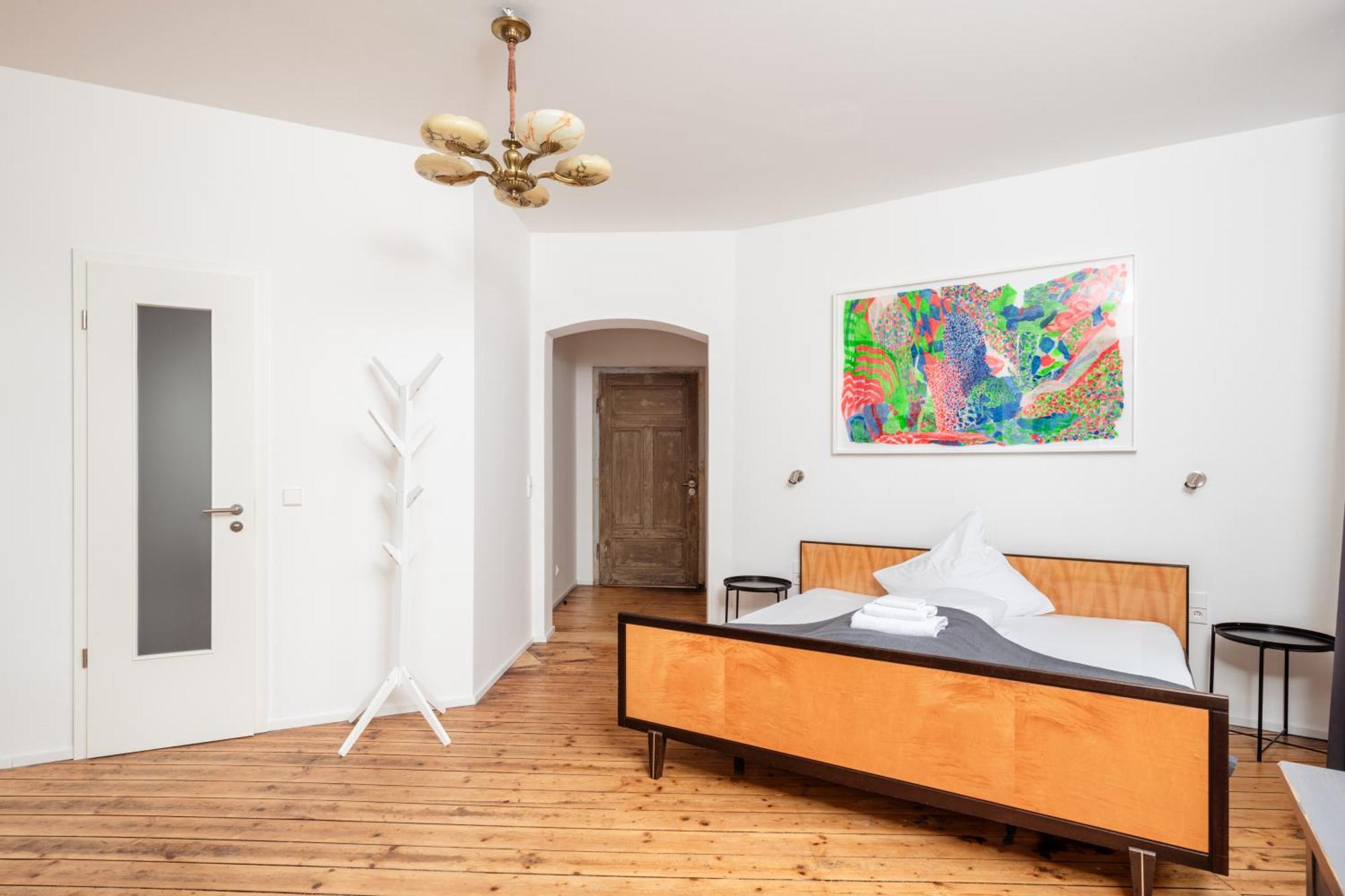 Kuenstlerzimmer Im Kulturhaus Haeselburg Гера Экстерьер фото