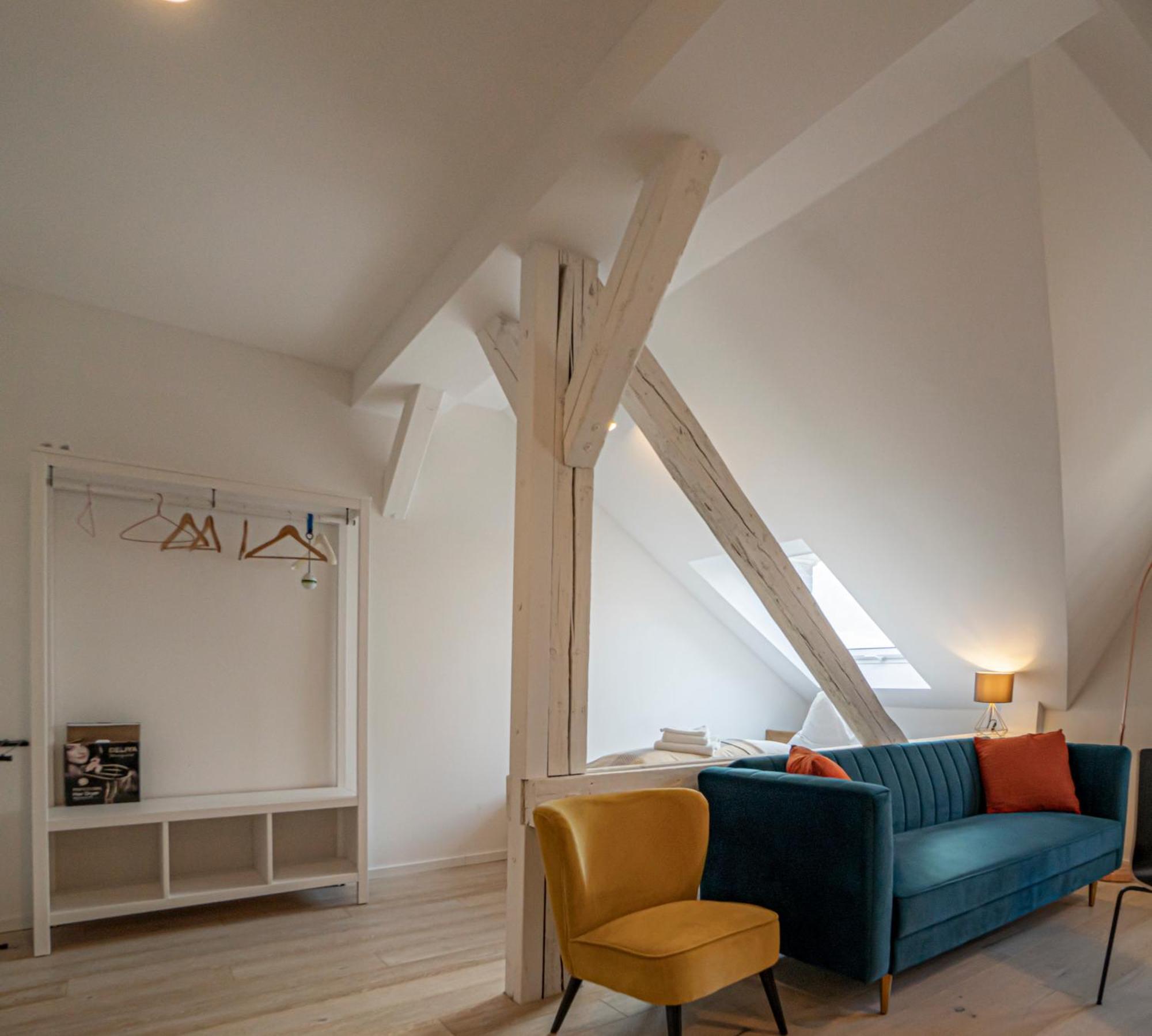 Kuenstlerzimmer Im Kulturhaus Haeselburg Гера Экстерьер фото